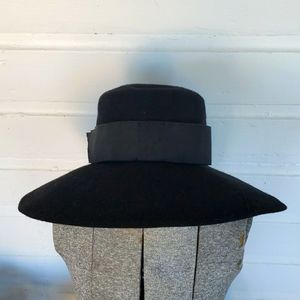 100% wool hat peachfelt by Henry Pollak New York